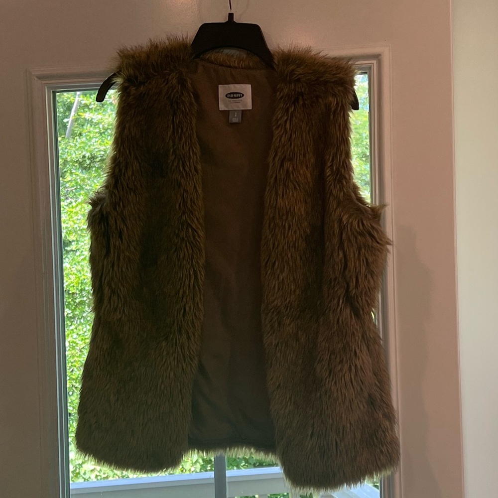 Old Navy Faux Fur Vest